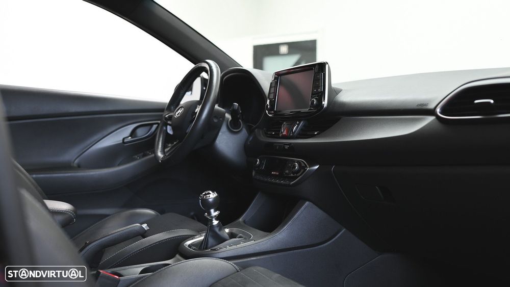 Hyundai i30 N 2.0 T-GDi Performance Pack - 35