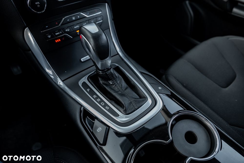 Ford S-Max 2.0 TDCi 4WD Trend PowerShift - 36