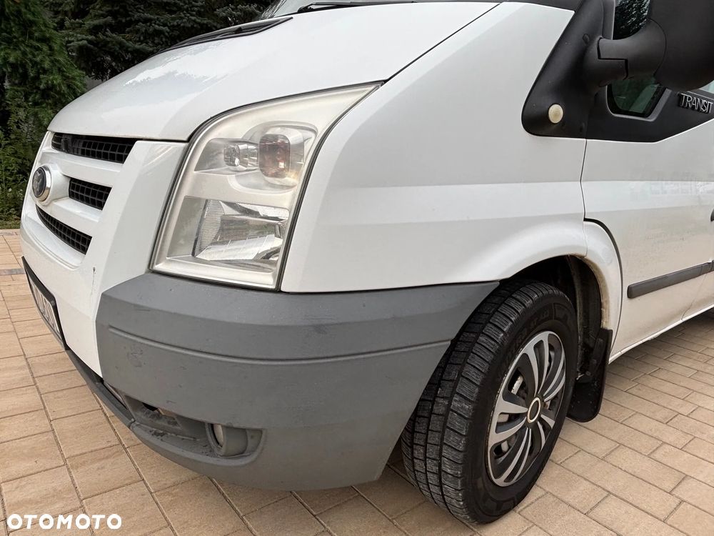 Ford Transit - 10