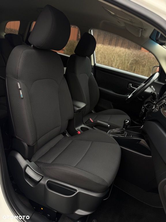 Kia Carens 1.7 CRDi 141 ISG Dream-Team Edition - 34