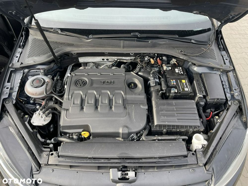 Volkswagen Golf 1.6 TDI SCR Join - 13