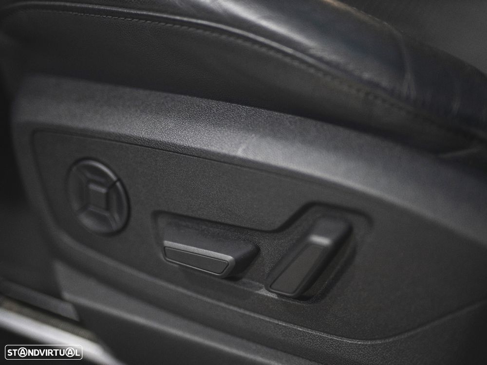 Audi e-tron 55 quattro S line - 27