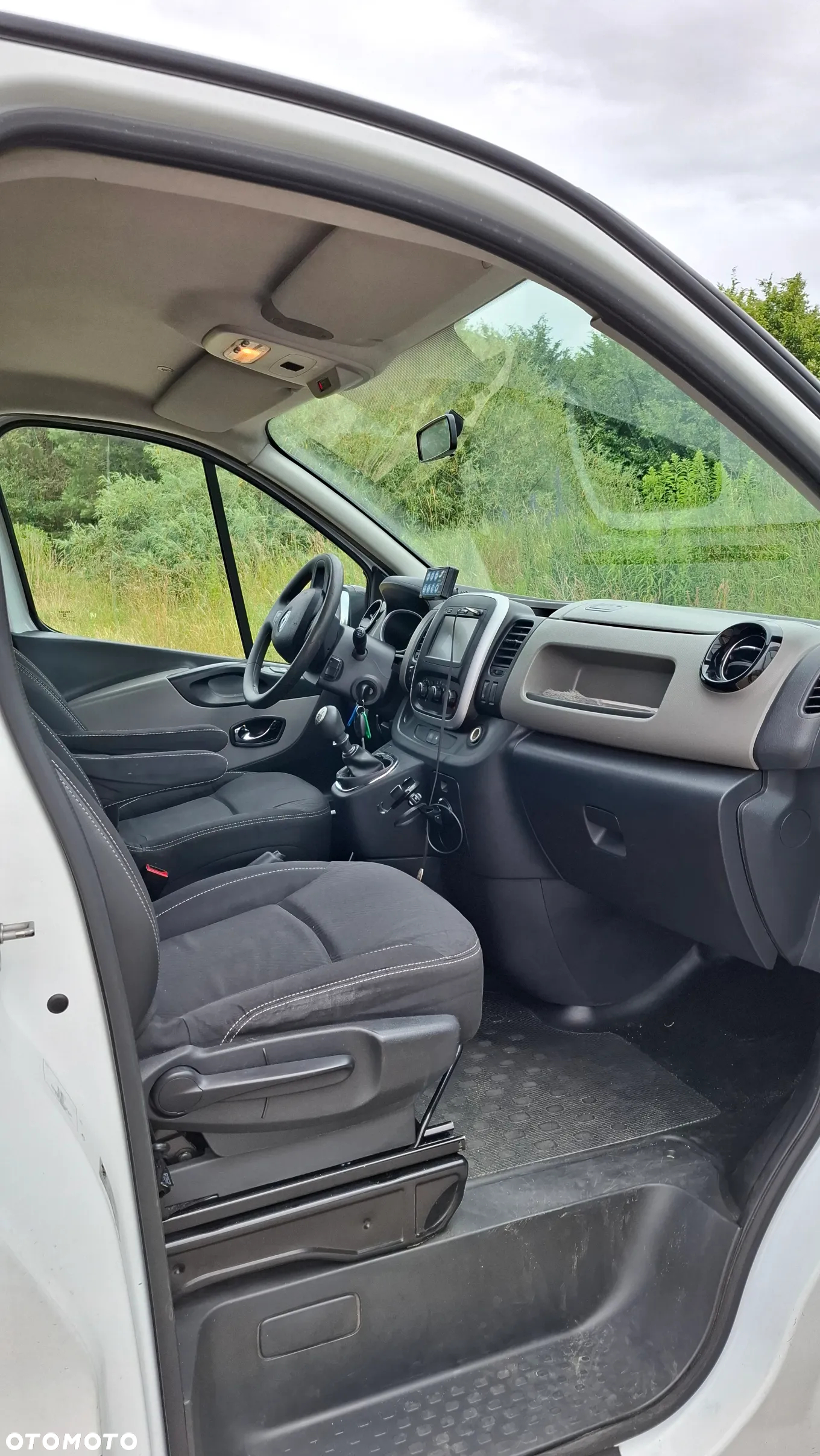 Renault Trafic - 26