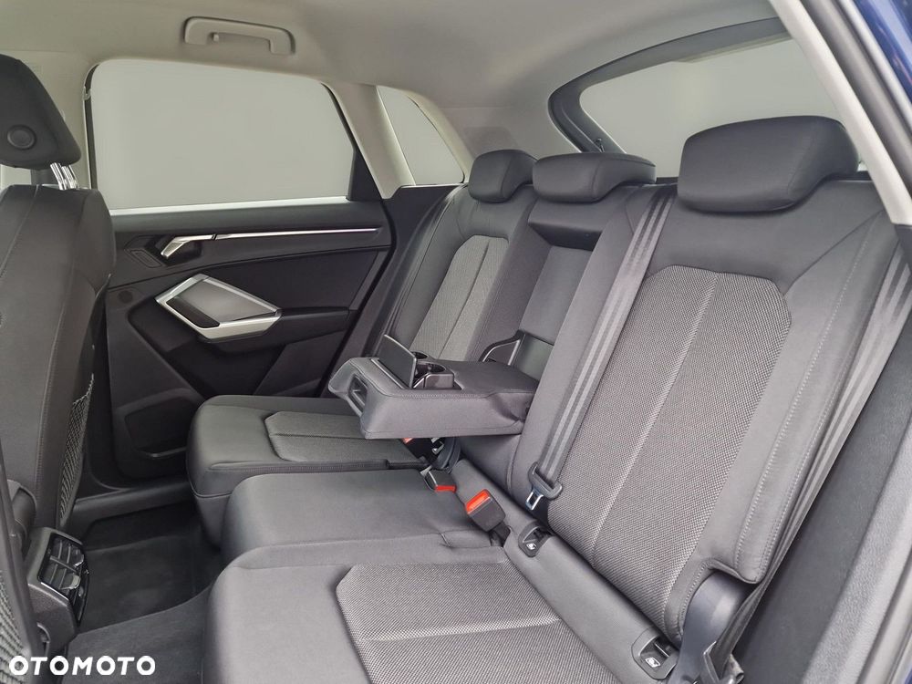 Audi Q3 35 TFSI Advanced S tronic - 13