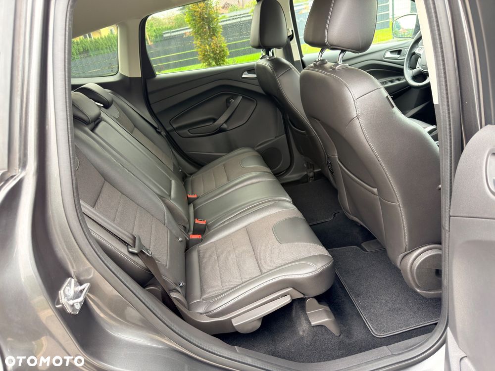 Ford Kuga 1.5 EcoBoost 2x4 Business Edition - 32