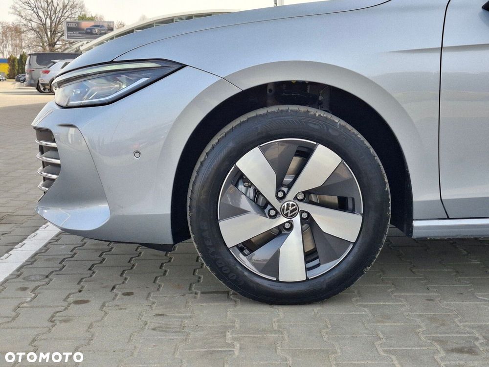 Volkswagen Passat - 5