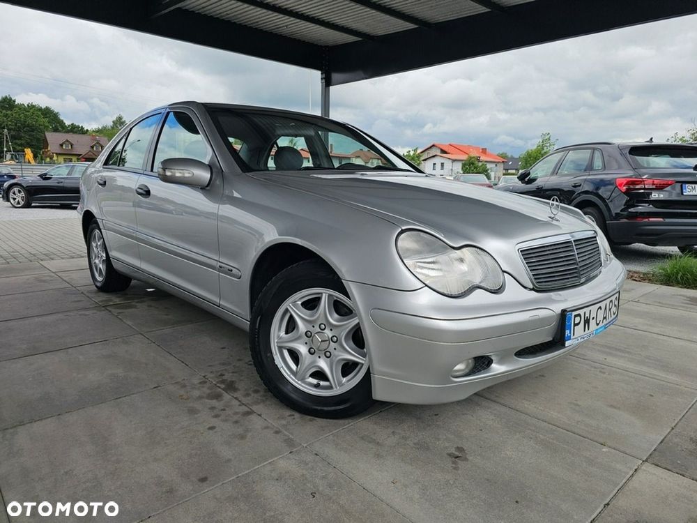 Mercedes-Benz Klasa C 180 Kompressor Classic - 2