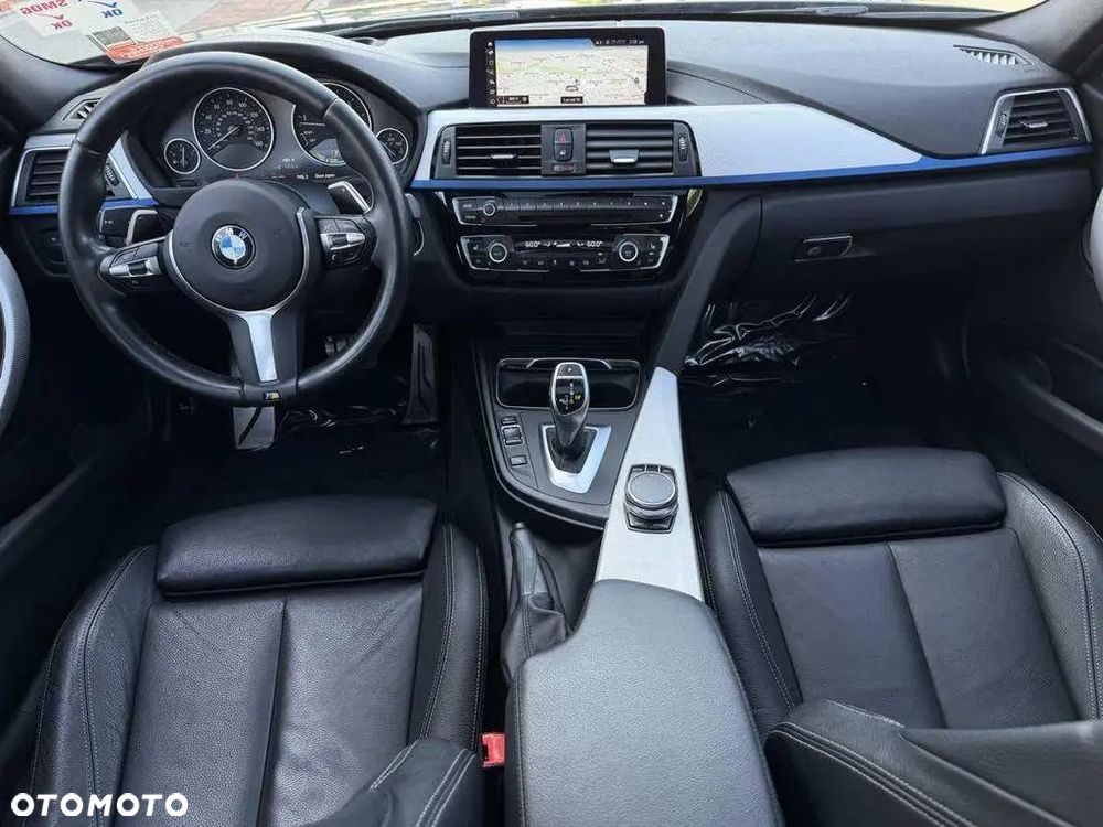 BMW Seria 3 330i xDrive Edition M Sport Shadow - 15