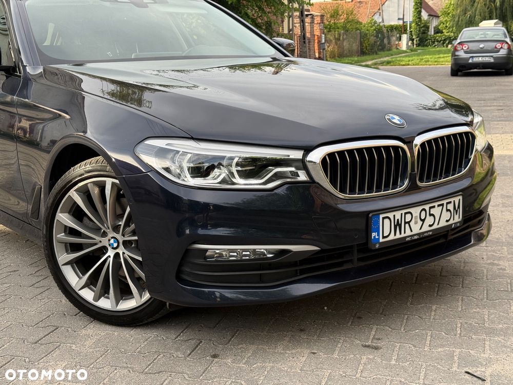 BMW Seria 5 520d xDrive Luxury Line sport - 16