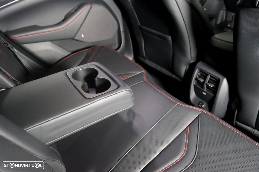 Ford Mustang Mach-E 98.7 kWh Premium AWD - 30