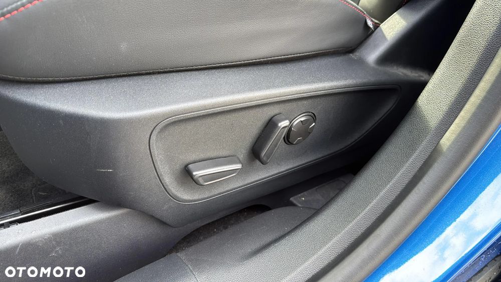 Ford Kuga 2.5 FHEV FWD ST-Line X - 11