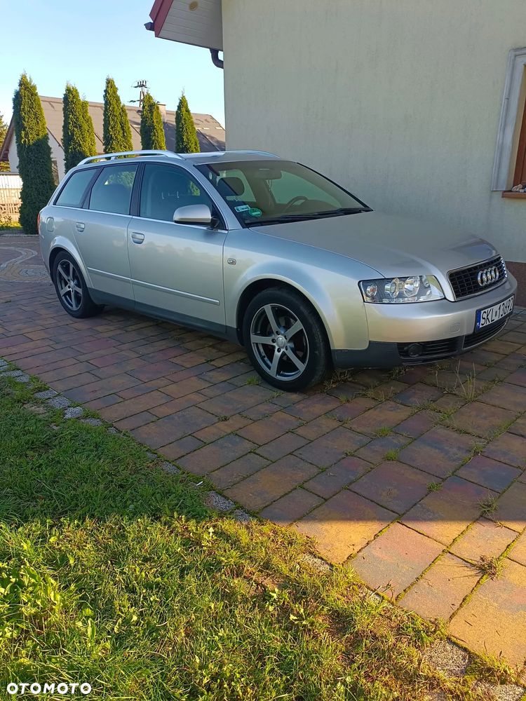Audi A4 Avant - 1