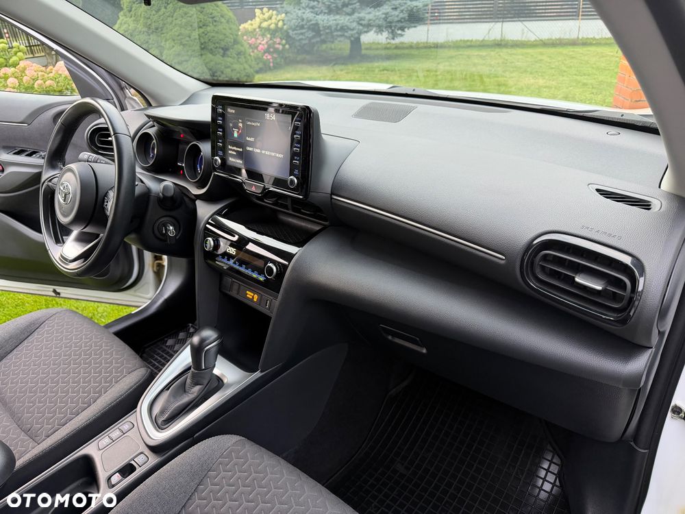 Toyota Yaris Cross - 20