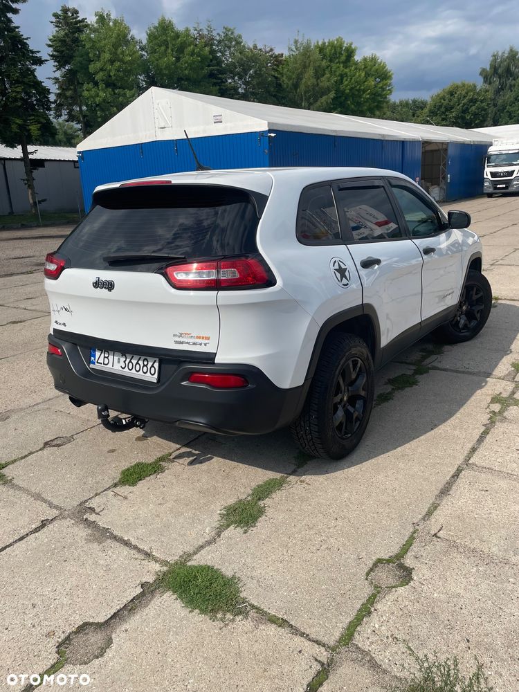 Jeep Cherokee - 3