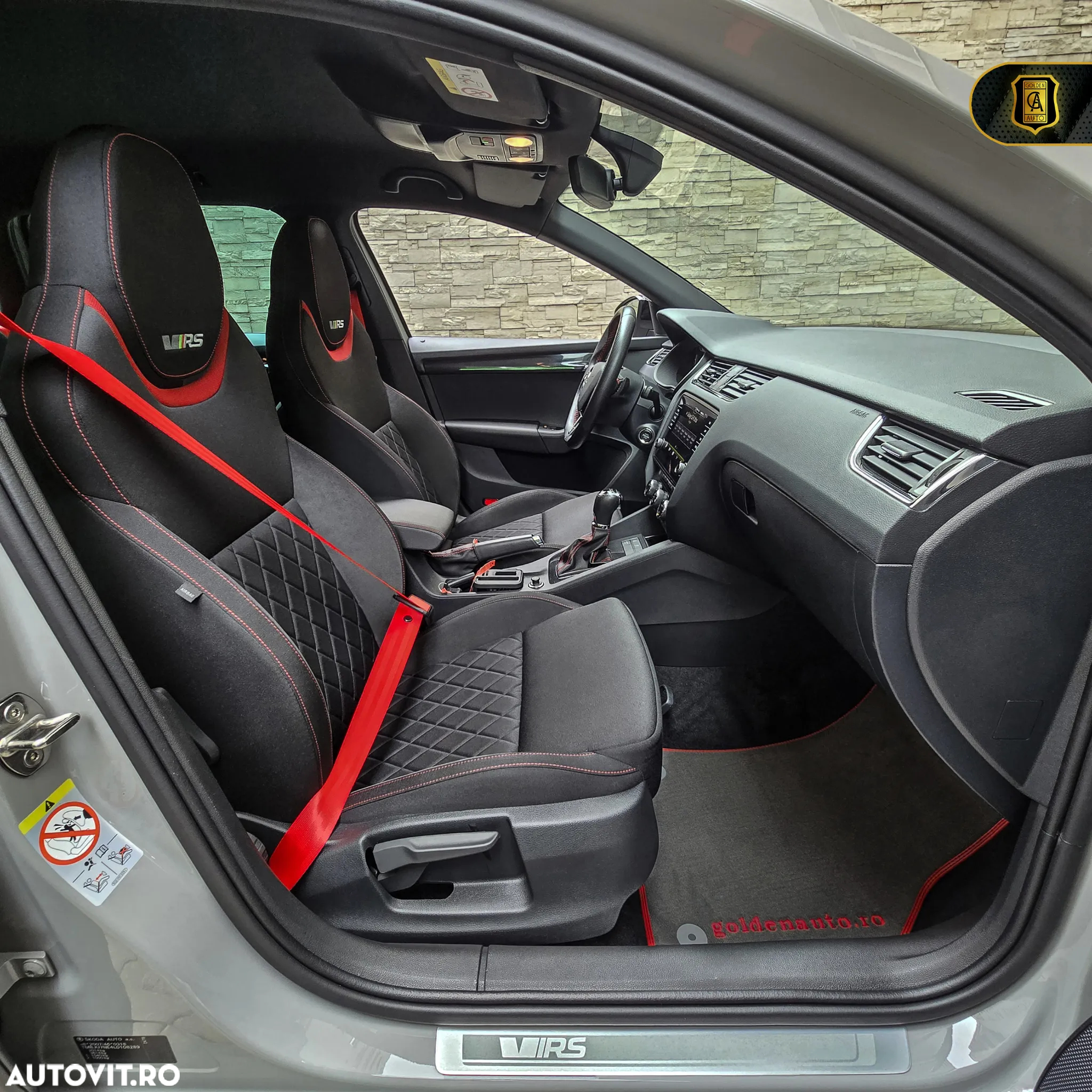Skoda Octavia Combi 2.0 TSI DSG RS 245 - 14