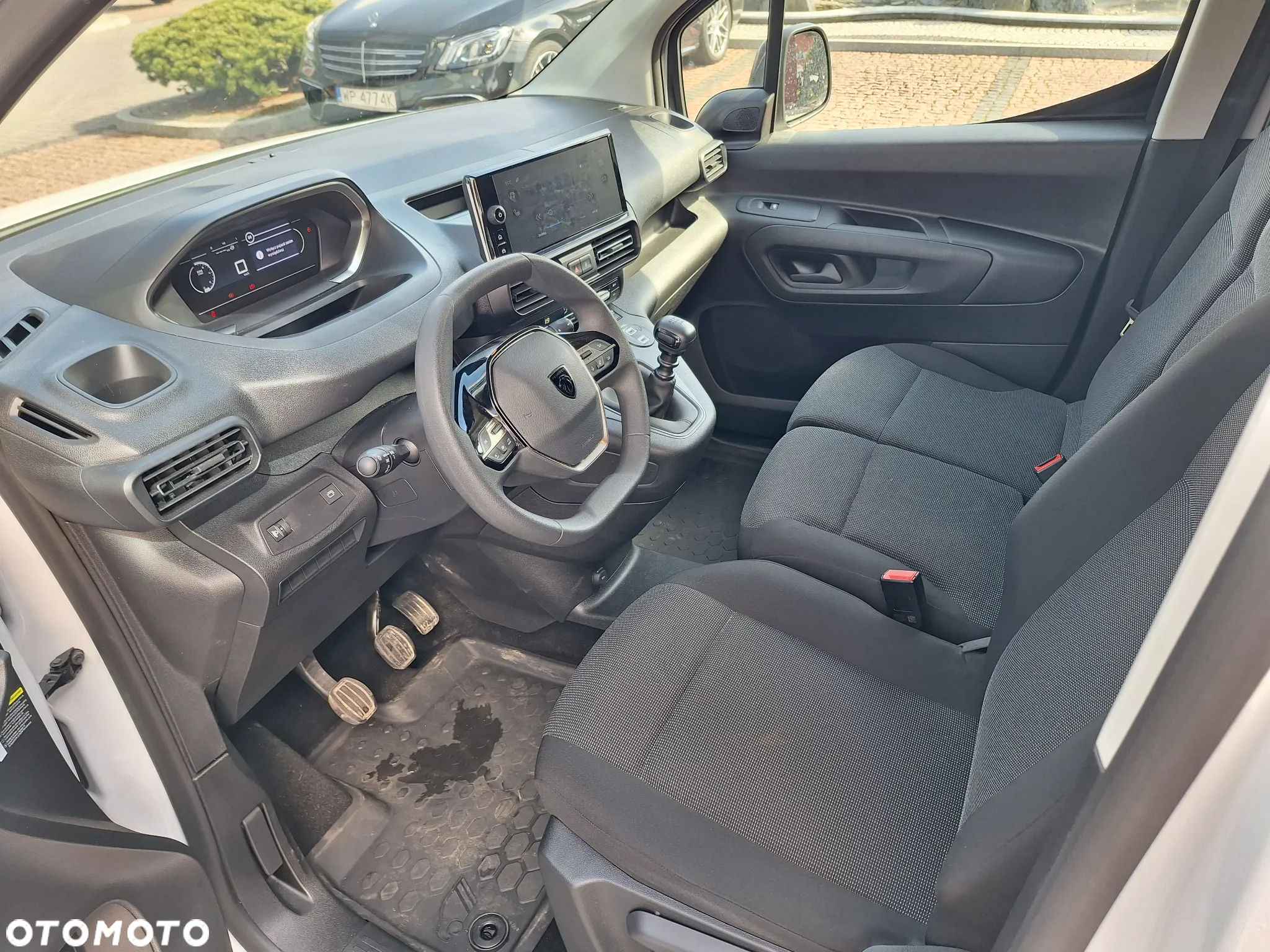 Peugeot Partner Furgon Long 950kg BlueHDi 100 KM S&S M6 - 8