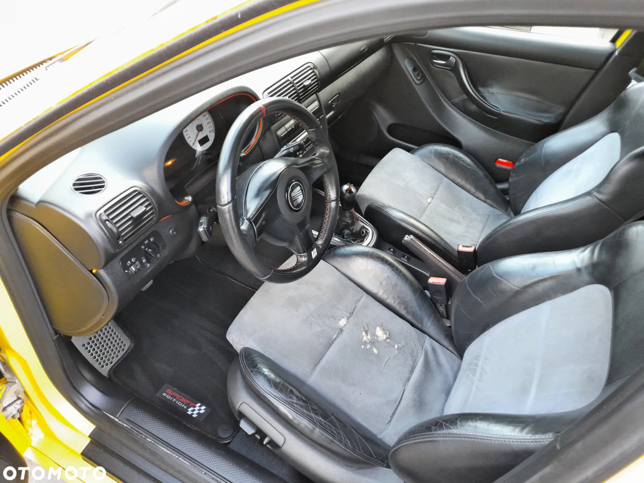 Seat Leon 1.8T Cupra R - 36