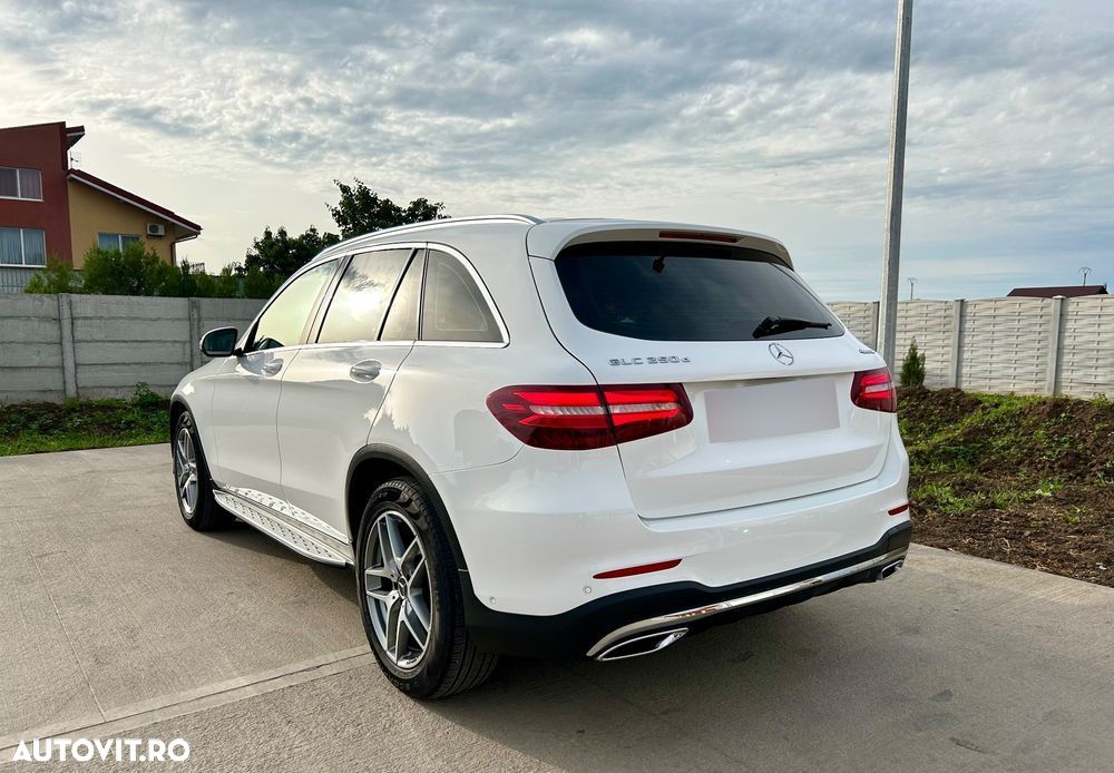 Mercedes-Benz GLC 250 d 4MATIC - 11