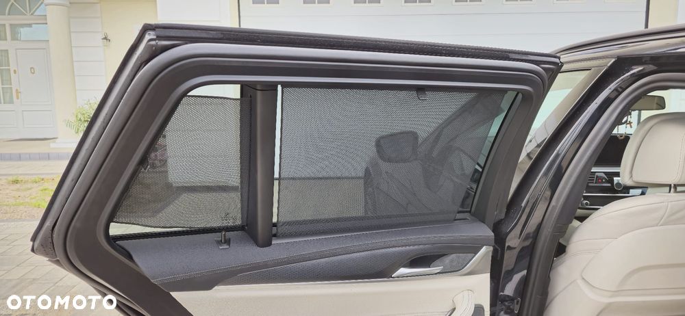 BMW Seria 5 530e xDrive - 8