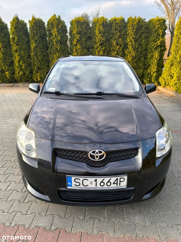 Toyota Auris 1.6 Premium - 1