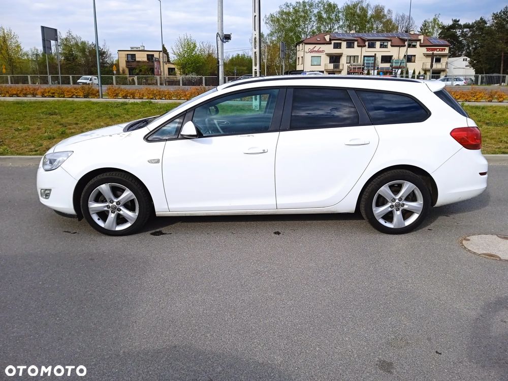 Opel Astra 1.4 Sport - 4