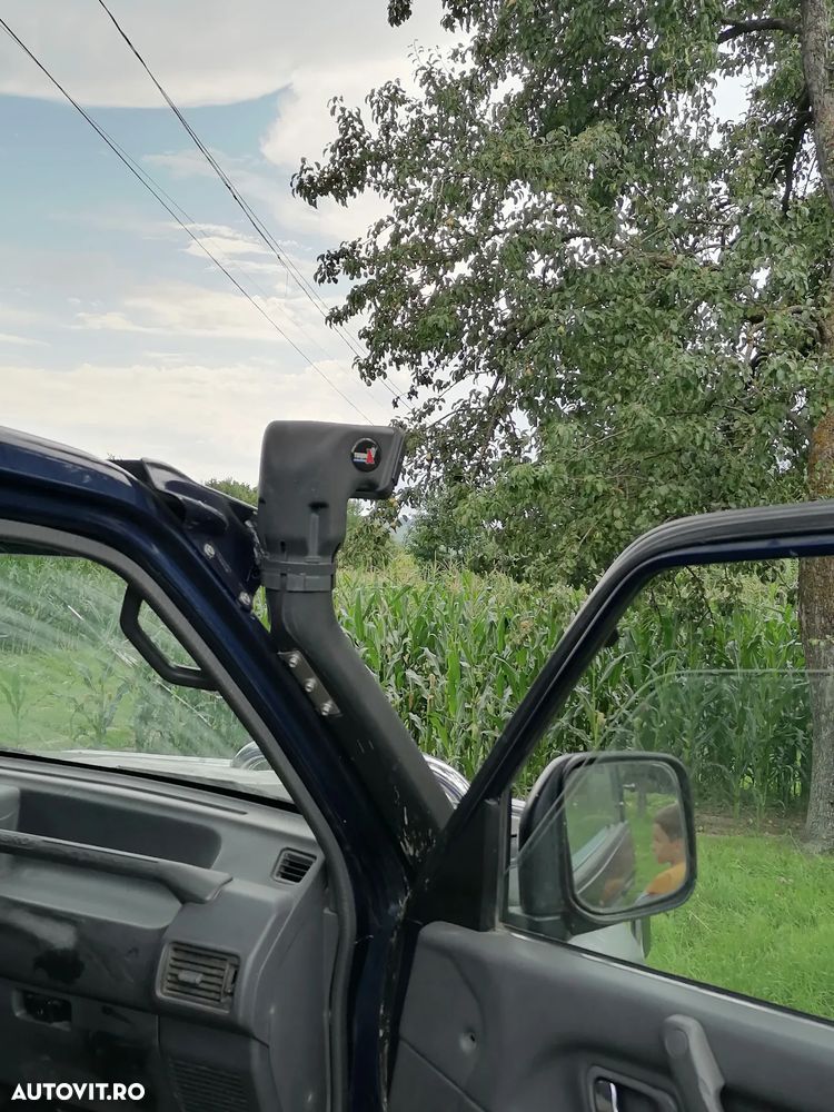 Mitsubishi Pajero - 15