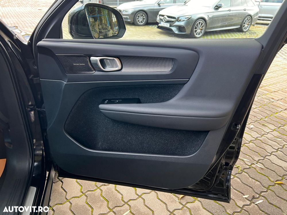 Volvo XC 40 P8 AWD Recharge RDesign - 37