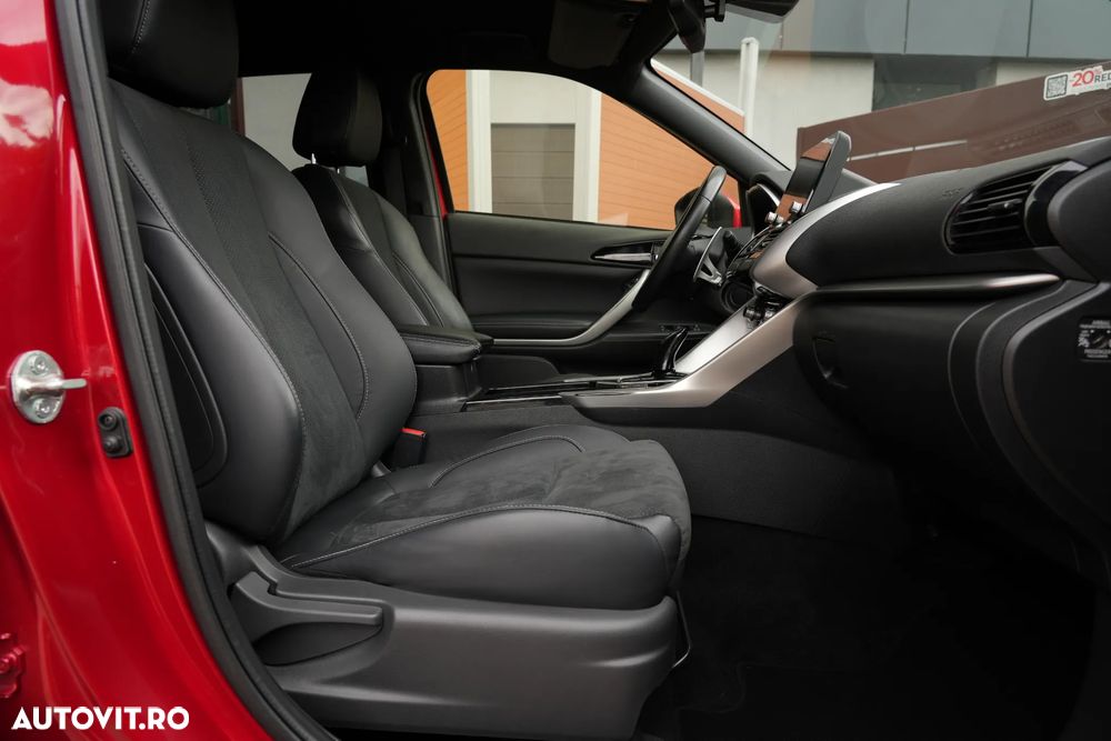Mitsubishi Eclipse-Cross 4WD Top - 20