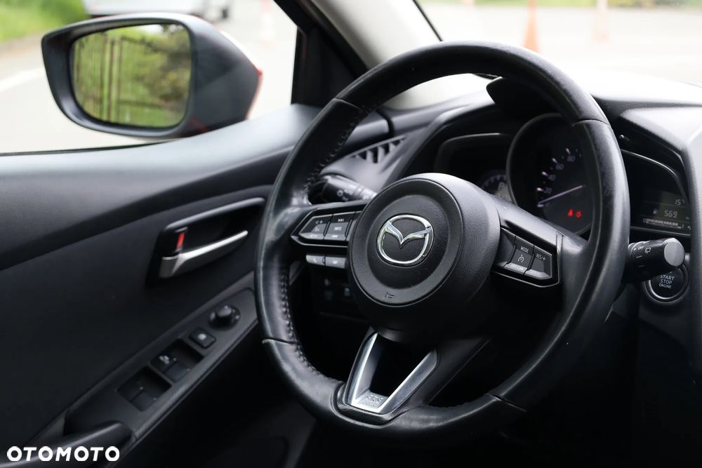Mazda 2 - 15