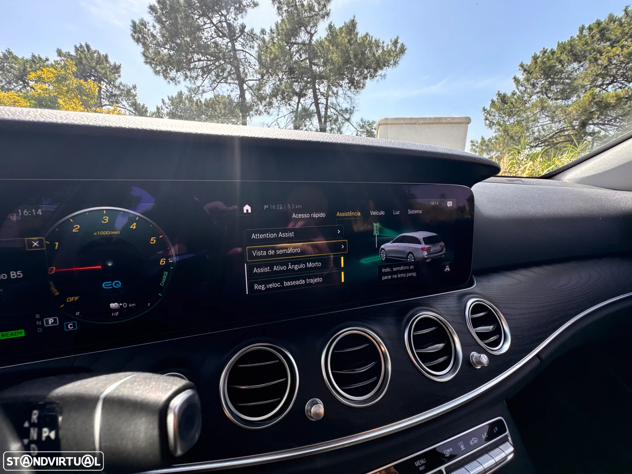 Mercedes-Benz E 300 de 4Matic T 9G-TRONIC Avantgarde - 30