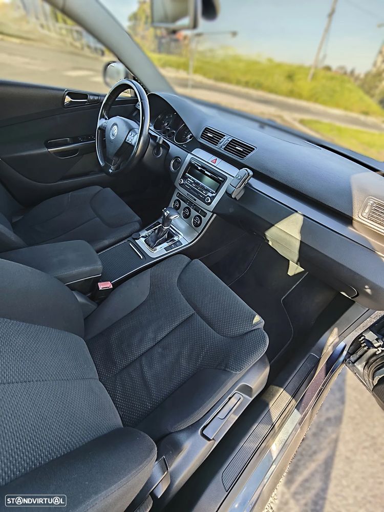 VW Passat Variant 2.0 TDI Confortline DSG - 15