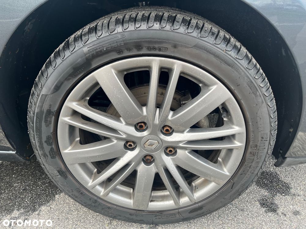 Renault Megane ENERGY TCe 115 Start & Stop Bose Edition - 17