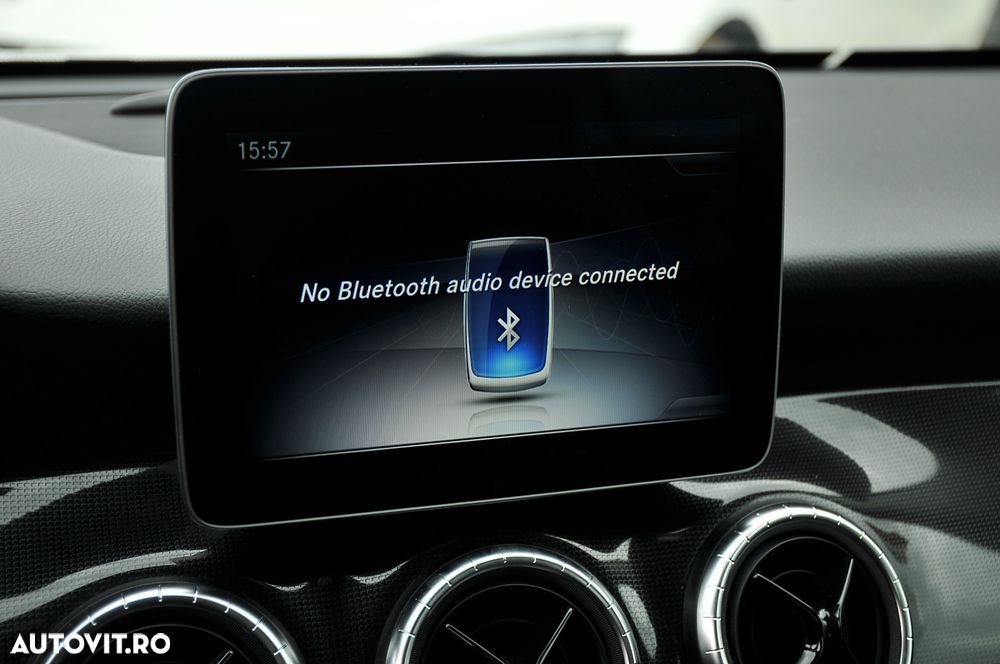 Mercedes-Benz CLA 180 7G-DCT - 25