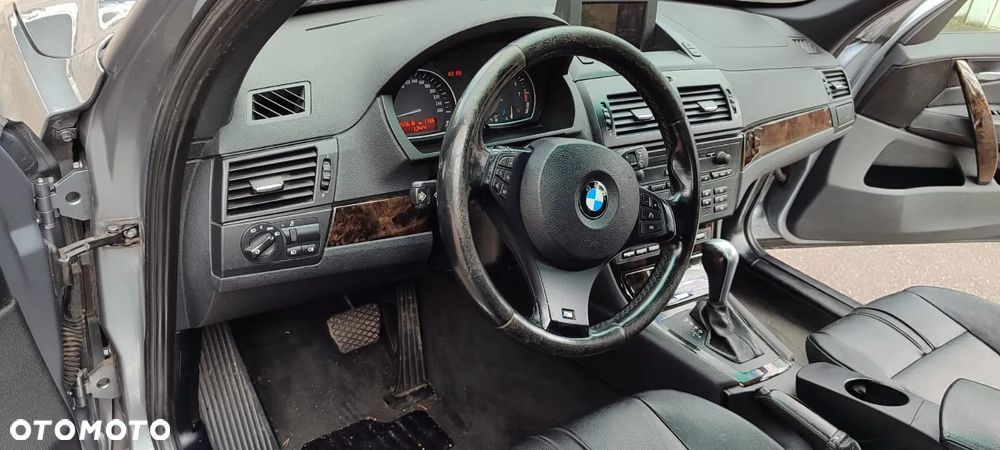 BMW X3 xDrive30i Limited Sport Edition - 3