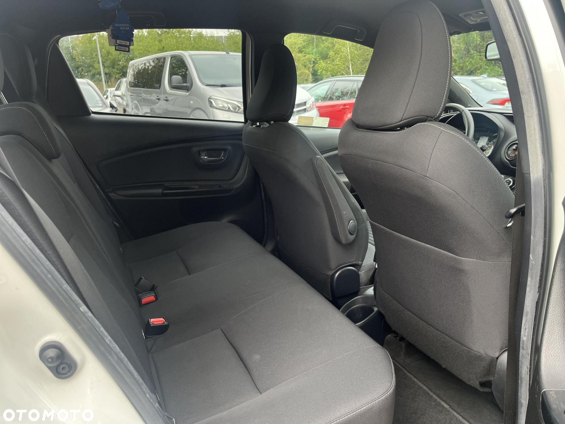 Toyota Yaris - 22