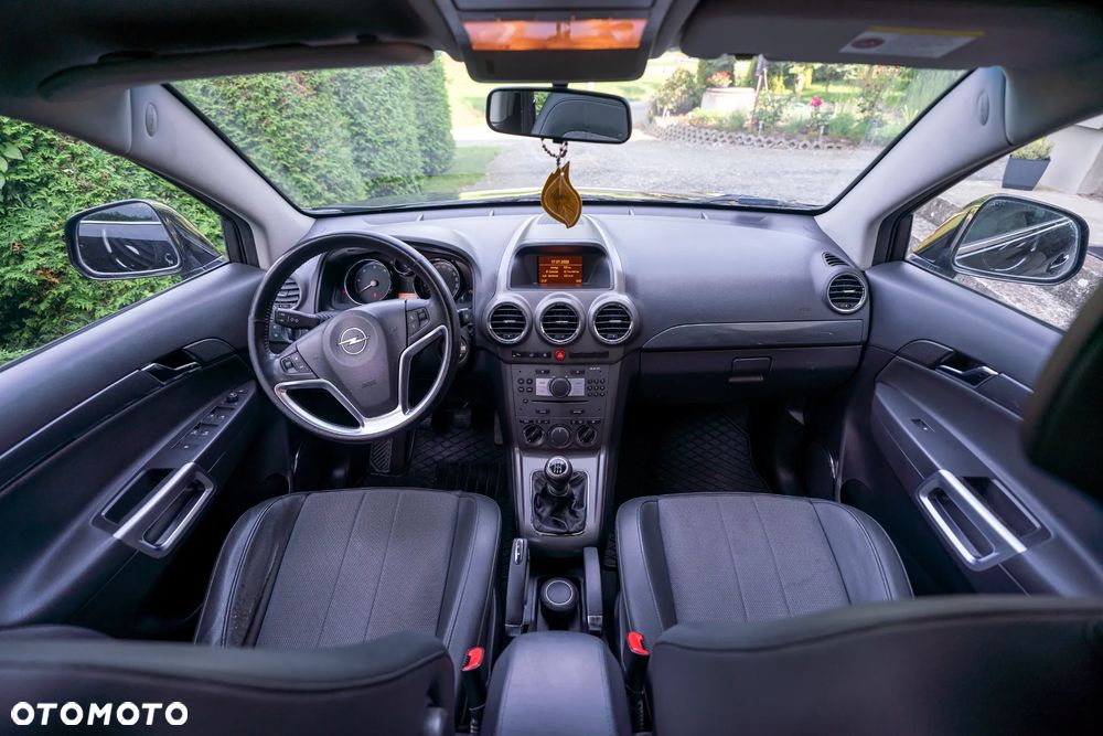 Opel Antara - 11