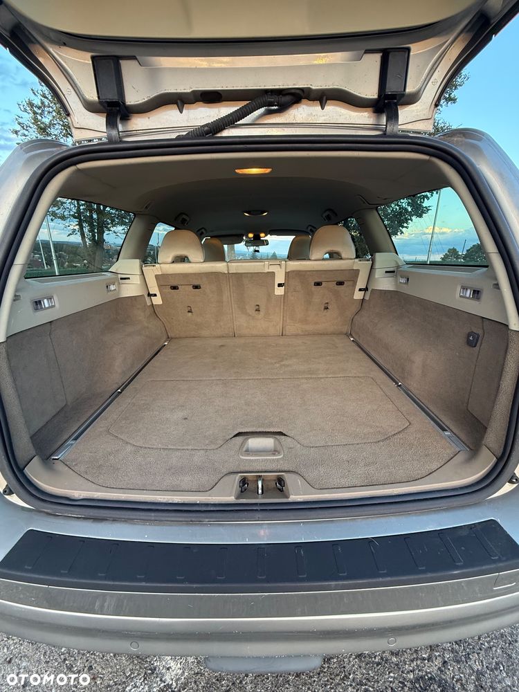 Volvo V70 2.0D Summum - 36
