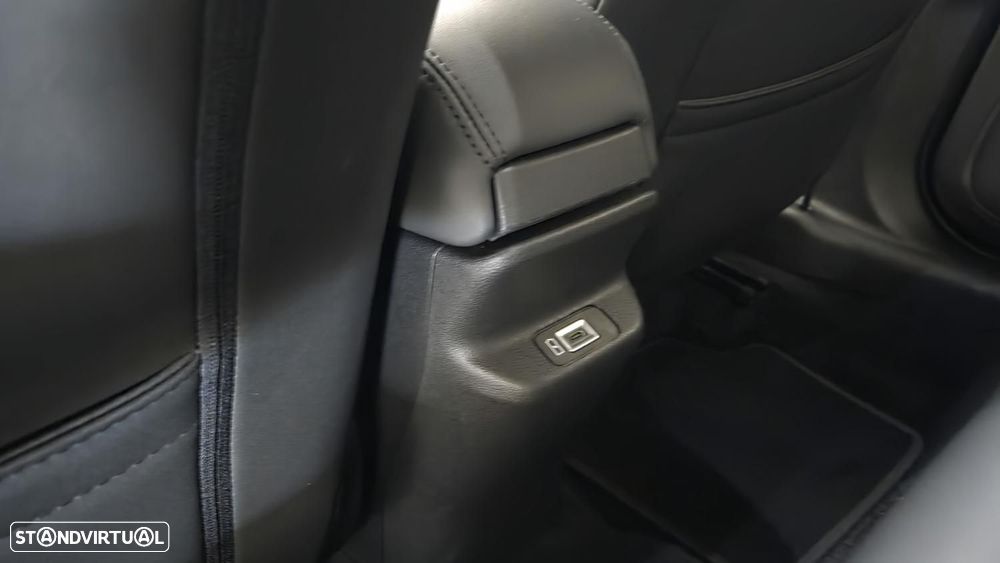 Jeep Avenger 54 kWh Summit - 12