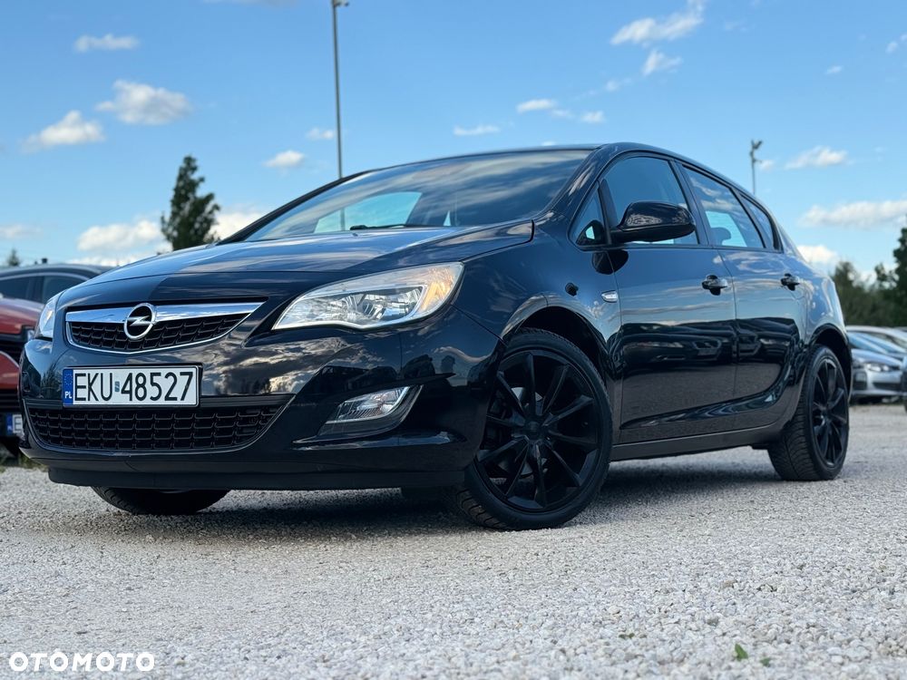 Opel Astra 1.4 Turbo Color Edition - 1