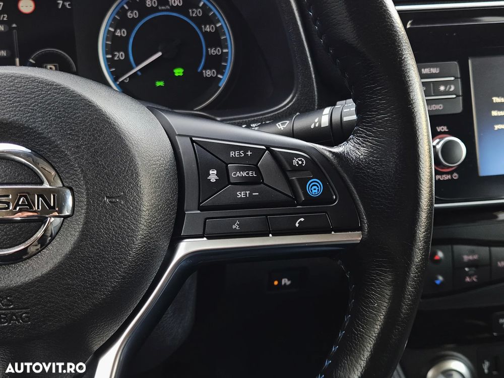 Nissan LEAF 40 kWh Tekna - 18