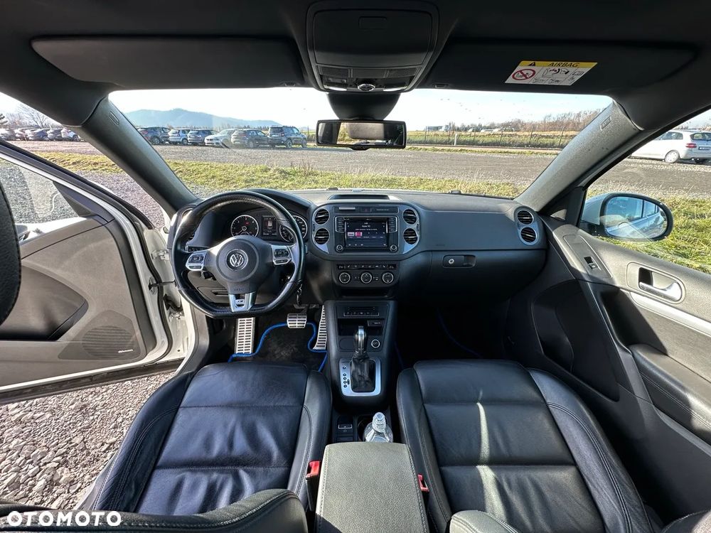 Volkswagen Tiguan 2.0 TDI SCR 4MOTION BlueMotion Technology DSG Sport & Style - 4