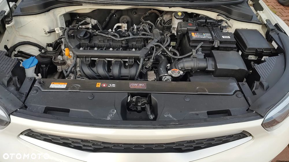 Kia Stonic 1.2 L Business Line - 21