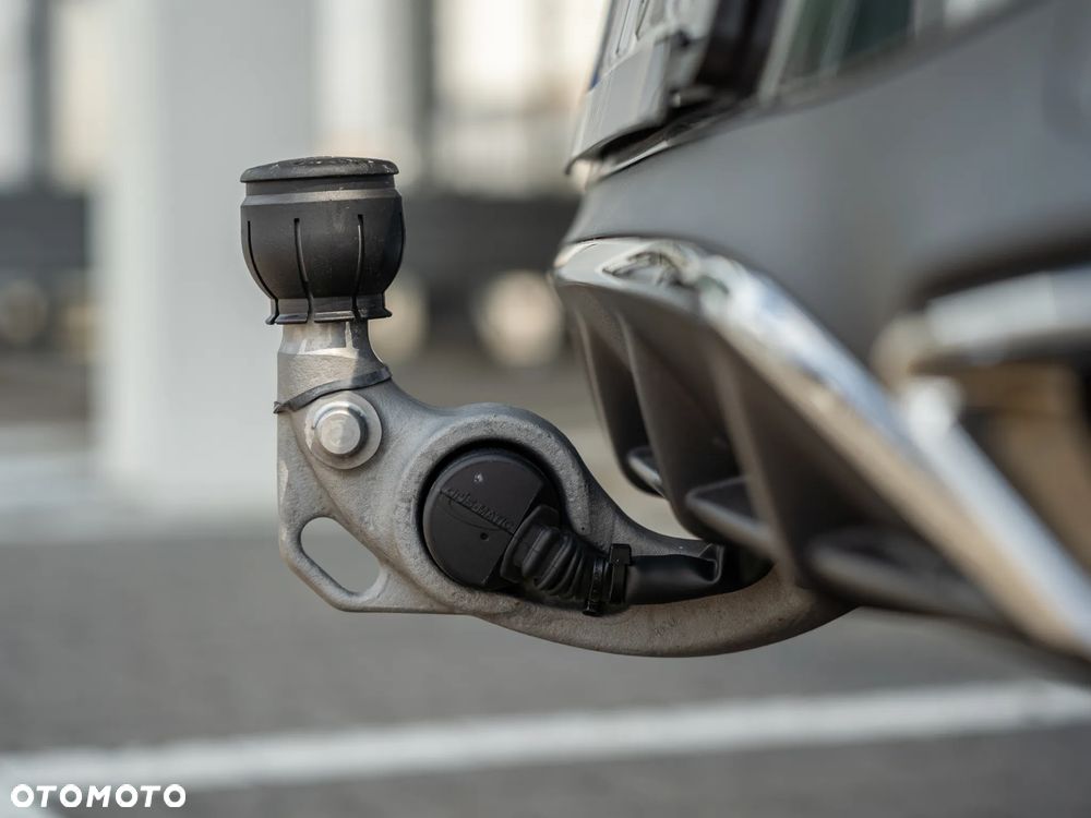 Mercedes-Benz CLE 300 mHEV 4-Matic AMG Line - 22