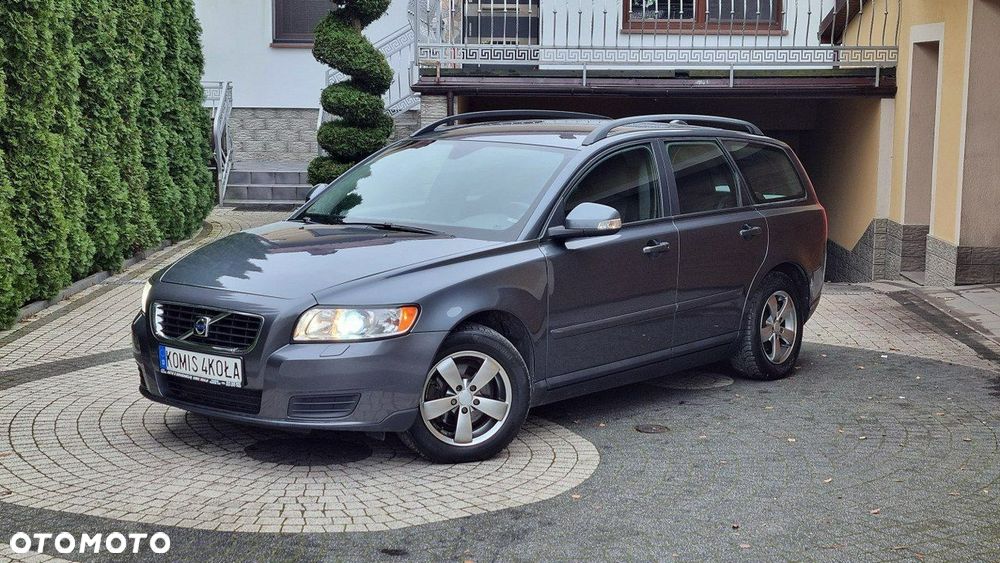 Volvo V50 - 2