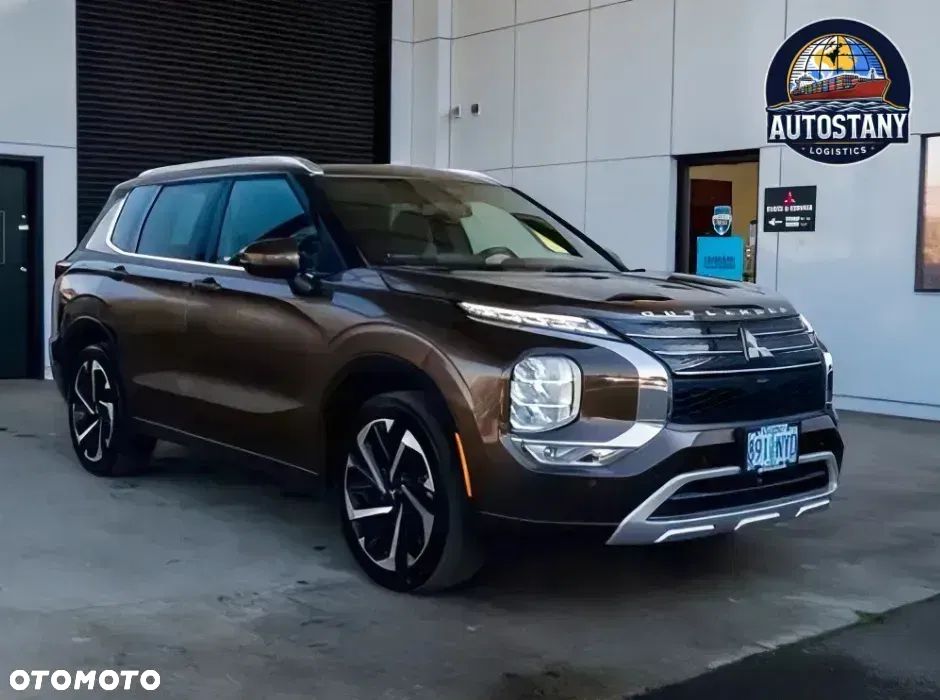 Mitsubishi Outlander - 1