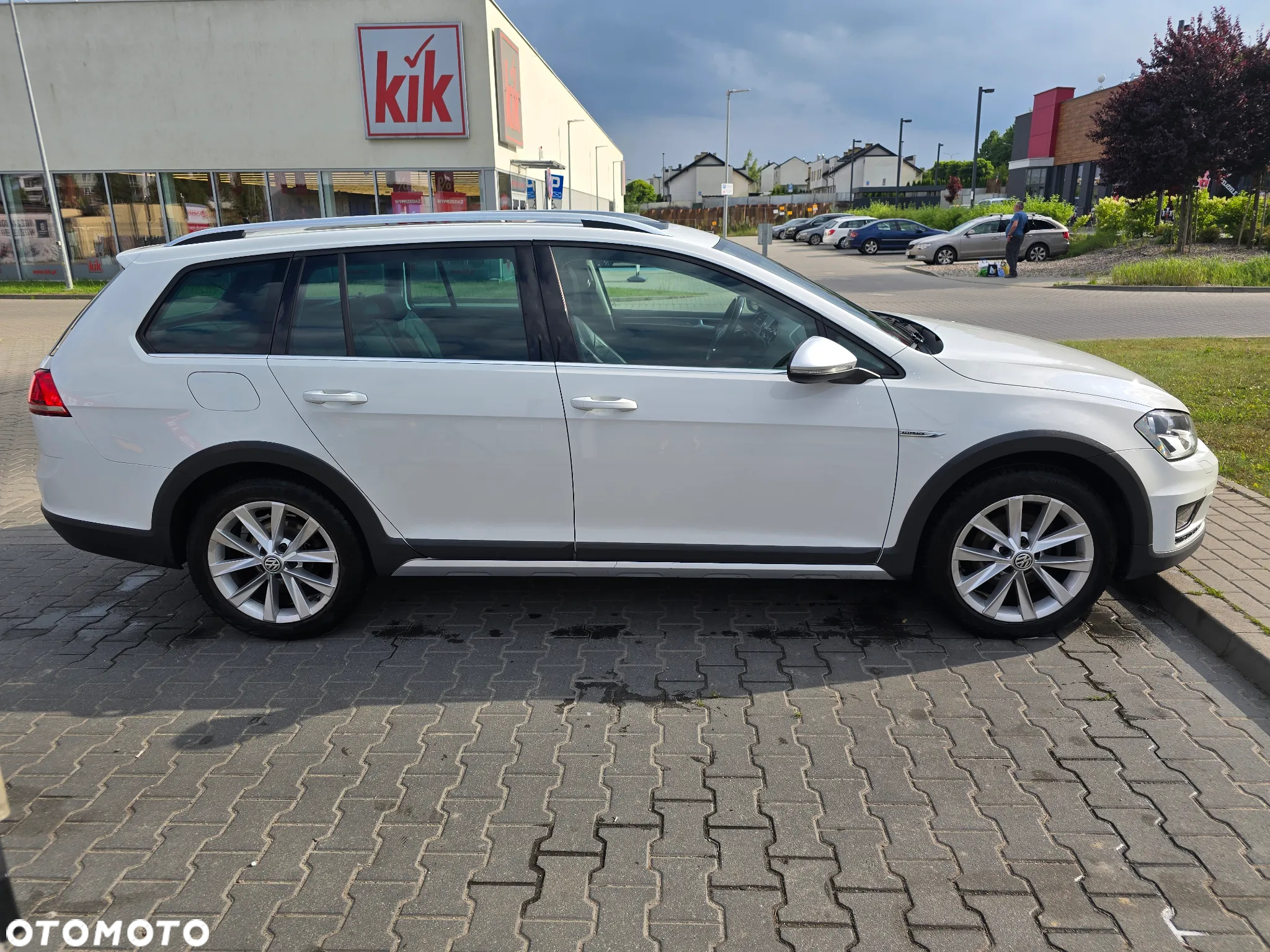 Volkswagen Golf Alltrack 2.0 TDI BMT 4Mot - 2