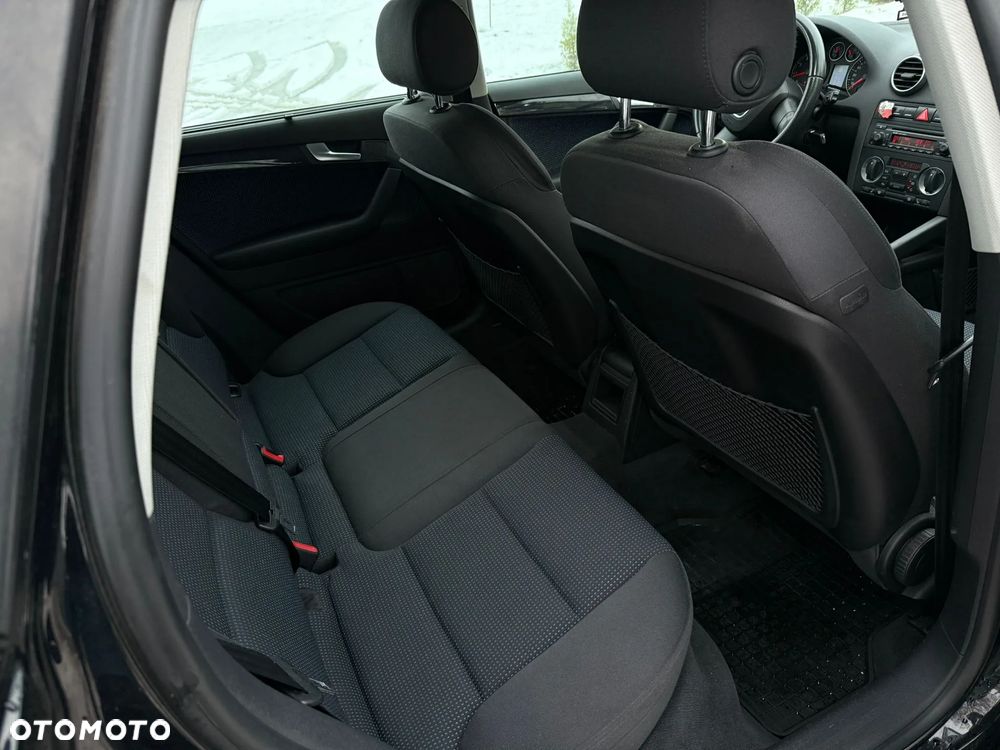 Audi A3 Sportback - 10