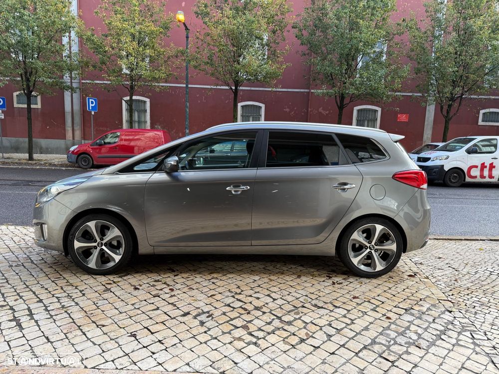 Kia Carens 1.7 CRDi ISG TX - 6