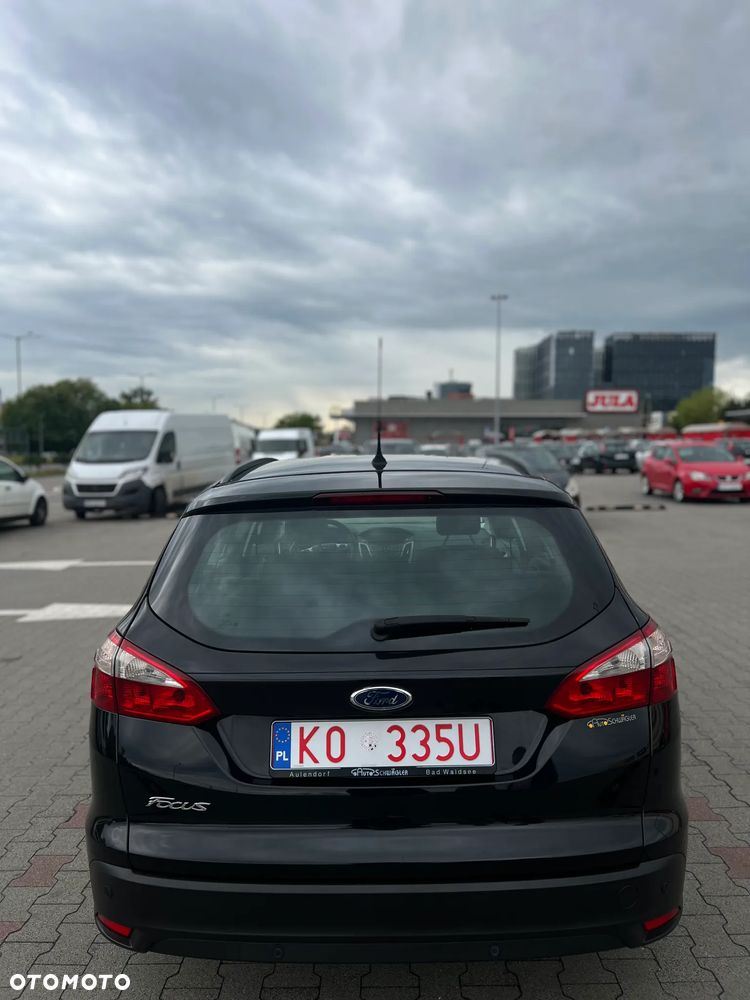 Ford Focus 1.6 TDCi DPF Start-Stopp-System SYNC Edition - 10