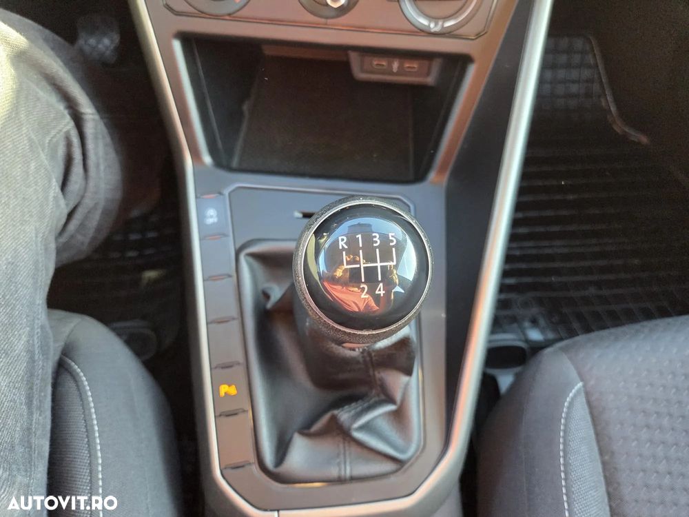 Volkswagen Polo 1.0 TSI Comfortline - 23